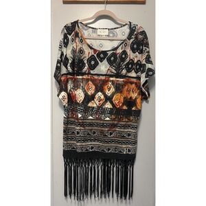 The Cove Knit Tribal Print Women's Top With Black Fringe Hem Detail Size L/XL
